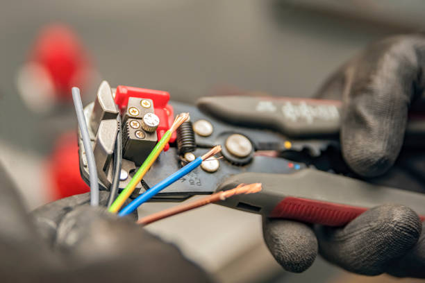 Best Electrician Near Me  in Holmen, WI
